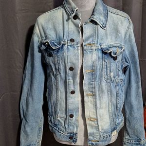 Abercrombie & Fitch jean jacket